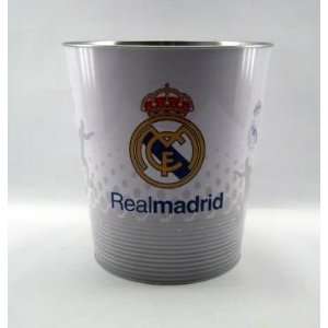  Beautiful Official Licensed GENUINE FC Real Madrid Tin 