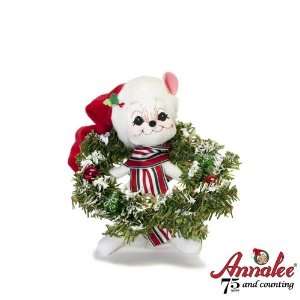  Annalee 6 Holiday Wreath Mouse Figurine