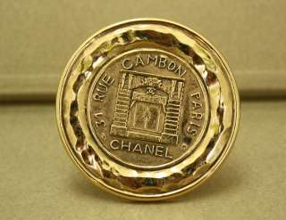 CHANEL Gold Pin CC logo Brooch Vintage Round Medal 31 Rue Cambon Paris 