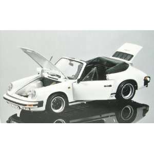   18 1983 Porsche 911 Carrera Cabriolet White Toys & Games