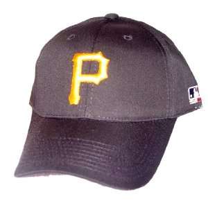 Pittsburgh Pirates MLB hat cap   one size fit all velcro back   Color 