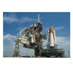  STS 70 Rollout Photograph   Cape Canaveral, FL Giclee 