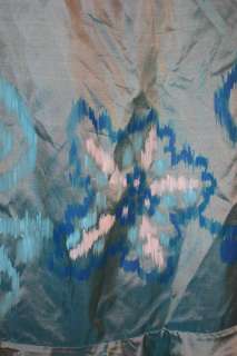   Accents Painted Flower Details Iridescent Pearl Silk 100% Authentic