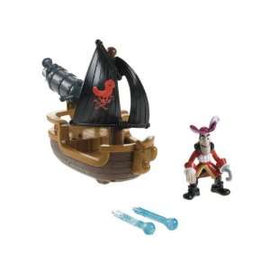   Jake and The Neverland Pirates   Hooks Battle Boat Toys & Games