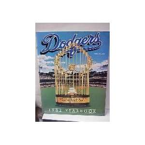   Los Angeles Dodgers Yearbook w/Garvey,Cey,Baker +