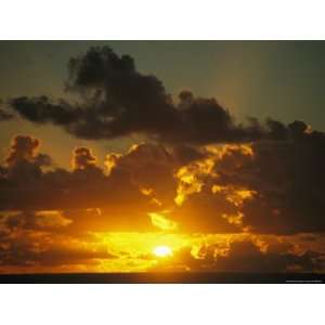  Sunset Through Dramatic Clouds over the Vast Pacific Ocean 