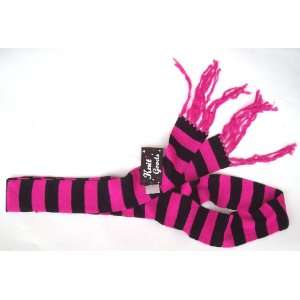    Pink and Black Stripe Winter Knit Skinny Scarf Toys & Games