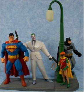 this fantastic Dark Knight Returns action figure set includes all four 