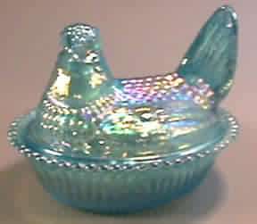 Boyd 5 Hen on Ribbed Nest Sea Mist Carnival Glass Chicken Candy Dish 