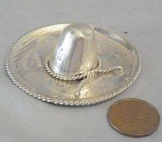 VTG 925 STERLING MEXICAN MINIATURE ENGRAVED SOMBRERO HAT w ROPE TRIM 