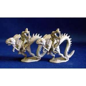  Reptiliads Gilla Worm on War Newt with Javelin (2) Toys & Games