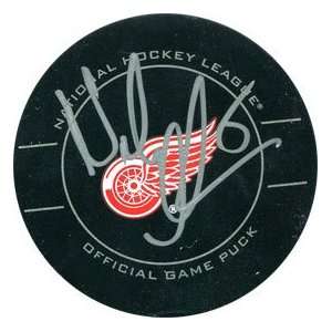 Nicklas Lidstrom Autographed Detroit Red Wings Puck  