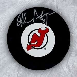  ROB NIEDERMAYER New Jersey Devils SIGNED Hockey Puck 