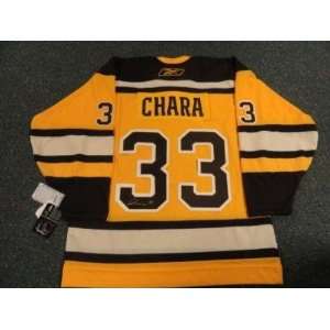 Autographed Zdeno Chara Jersey   2010 Winter Classic   Autographed NHL 