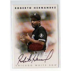  1996 Leaf Signature NNO Bronze Autograph Roberto Hernandez 