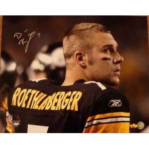 Ben Roethlisberger Pittsburgh Steelers   Closeup   16x20 Autographed 