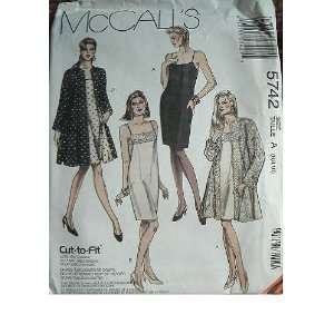   SIZE 6 8 10 MCCALLS CUT TO FIT PATTERN 5742 Arts, Crafts & Sewing
