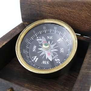 Compass Corsaire brass wood. 