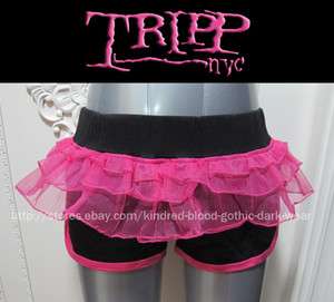 Tripp nyc cyber goth fushia&black ruffle layer shorts [size M]  