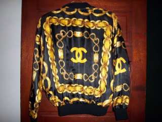 vtg CHANEL 31 Rue Hip Hop style Windbreaker Jacket Gold Chains Logo 