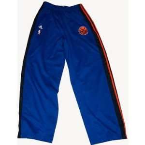 Earl Barron #30 2010 Knicks Used Blue Warmup Pants (2XL2)   Mens NBA 
