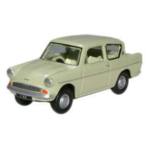   Green/Liverpool Museum   1/76th Scale Oxford Diecast Toys & Games