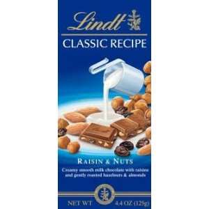 Lindt Classic Recipe Raisin and Nut Bar   Pack of 3  