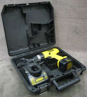 Dewalt DW927 Cordless Drill Driver w/ Battery Charger and Case  Needs 