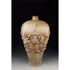 com one Egg White Glazed Porcelain Plum Vase With Basso relievo Kylin 