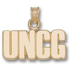 University of North Carolina Greensboro UNCG 3/8 Pendant (Gold 