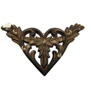   Keys Stand Heart Shape with Leaf Carving Design
