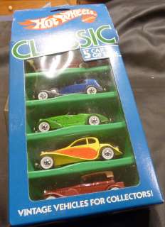 Hotwheels 1985 Classic 5 Car Gift Pack Mint in box, NR  