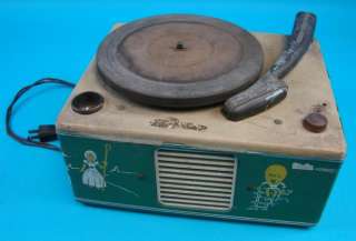TRAV LER RADIO Model 7001 2 Tube Electric Phonograph Traveler Record 