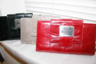 New Kenneth Cole Genuine Leather Clutch Wallet Silver Medallion 