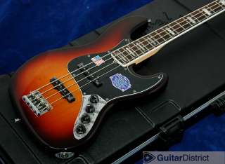   Fender ® American Deluxe Jazz Bass J Bass, 3 Color Sunburst  
