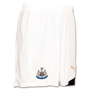    Newcastle United Change Football Shorts 2011 12