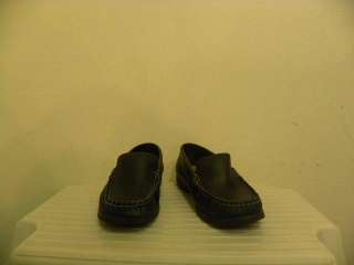 Pliner JRS boys leather (feels like leather) dress shoes. Loafer 