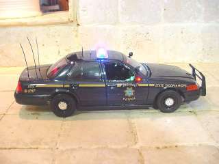   Highway Patrol *NHP Police TROOPER P71 FCV Ut Light/4 Tone SIREN chp