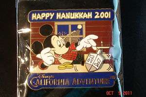 Disney Pin DCA   Happy Hanukkah 2001 (Mickey Mouse) LE2400  