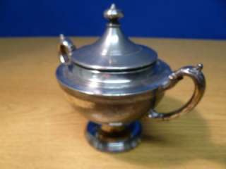 Rogers 1881 Silver Plated Three Piece Tea Set T83  