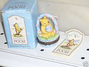 Classic Pooh hinged basket porcelein figurine rare mint  