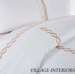 HOTEL STYLE NOW IS YOUR CHANCE TO OWN THIS DUVET COVER SET AT A 