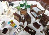 Vintage 1960s Dollhouse Furniture Lot   Doll House Miniatures 