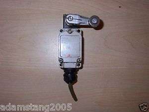 OMRON WLCA2 255 LIMIT SWITCH NEMA A600 TYPE 3,4 AND 13  
