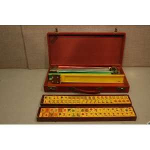   1950Ü#39;s 168 Tiles Bakelite Stands Mahjong Set 