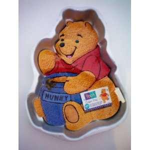 Wilton Winnie the Pooh Bear w/ Hunny Cake Pan w/ Insert    ?RETIRED 