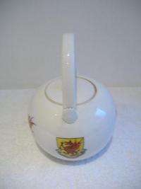 Goss Crested China Windsor Kettle and Lid Wales Arms  