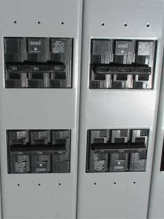 600 Amp 208/120 volt Circuit Breaker Panel+8breakers 3P  