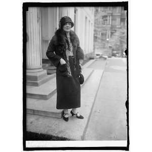Photo Ethel Barrymore at W.H. i.e., White House, Washington, D.C., 4 