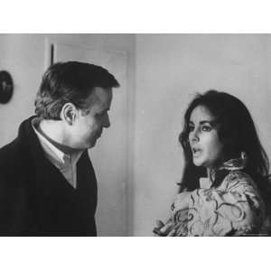  Director Franco Zeffirelli Talking with Actress Elizabeth 